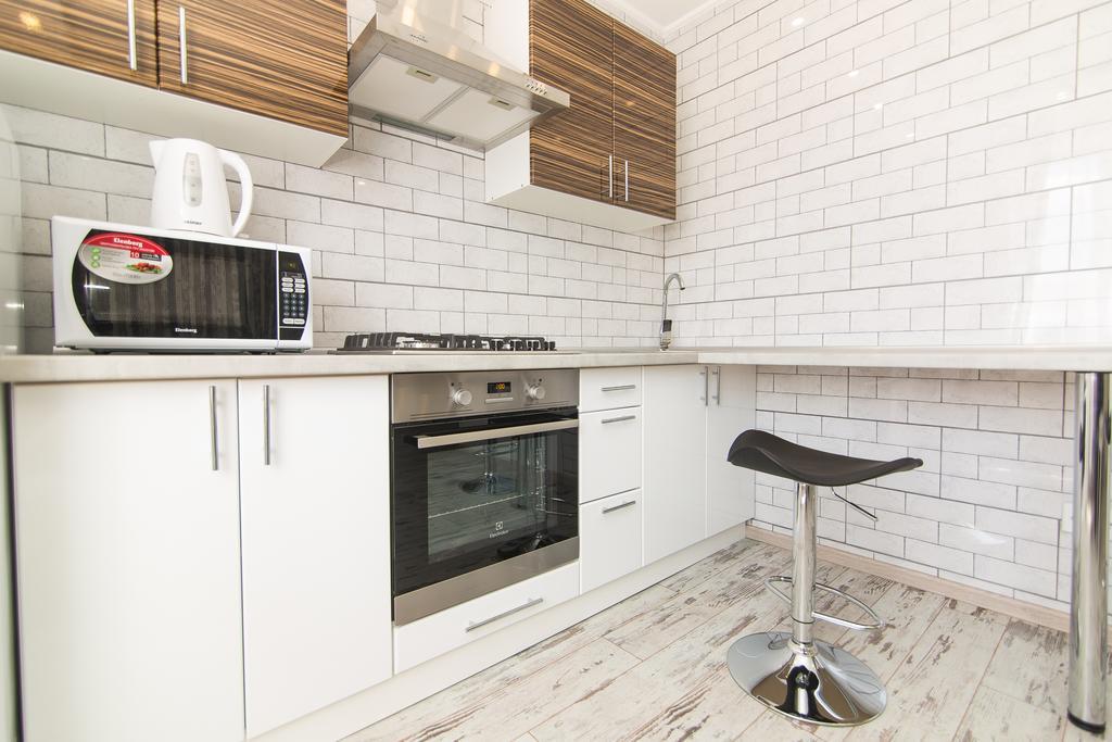 Vip Apartmen Sumy Exterior foto
